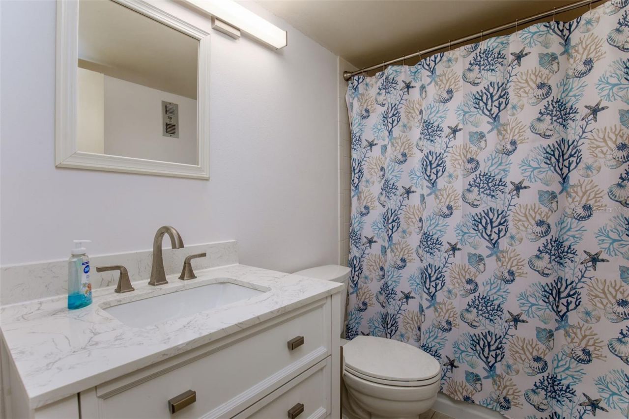 7405 Bay Island Drive S, Unit 321, South Pasadena, FL 33707 Photo