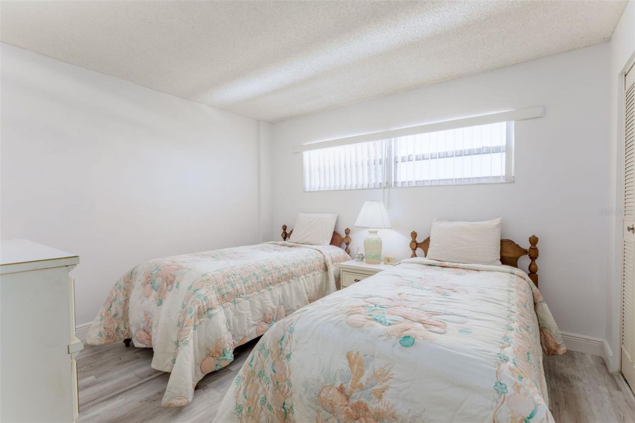 7405 Bay Island Drive S, Unit 321, South Pasadena, FL 33707 Photo
