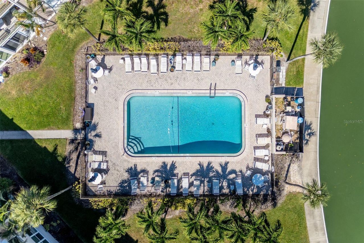 7405 Bay Island Drive S, Unit 321, South Pasadena, FL 33707 Photo