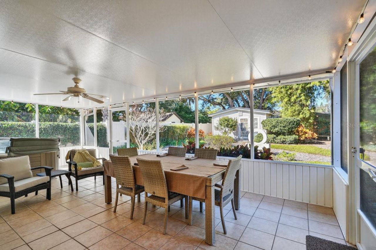 810 E 9th Avenue, New Smyrna Beach, FL 32169 Photo