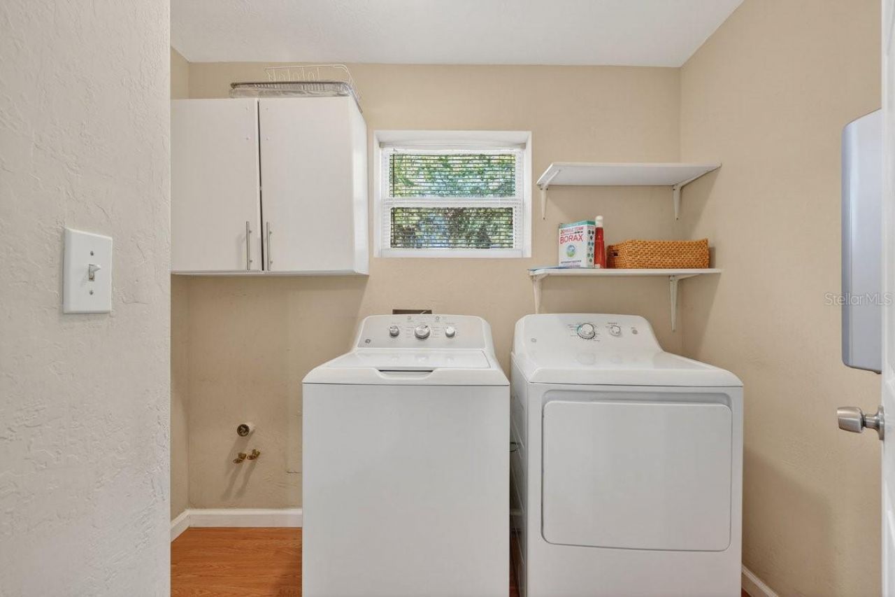 810 E 9th Avenue, New Smyrna Beach, FL 32169 Photo