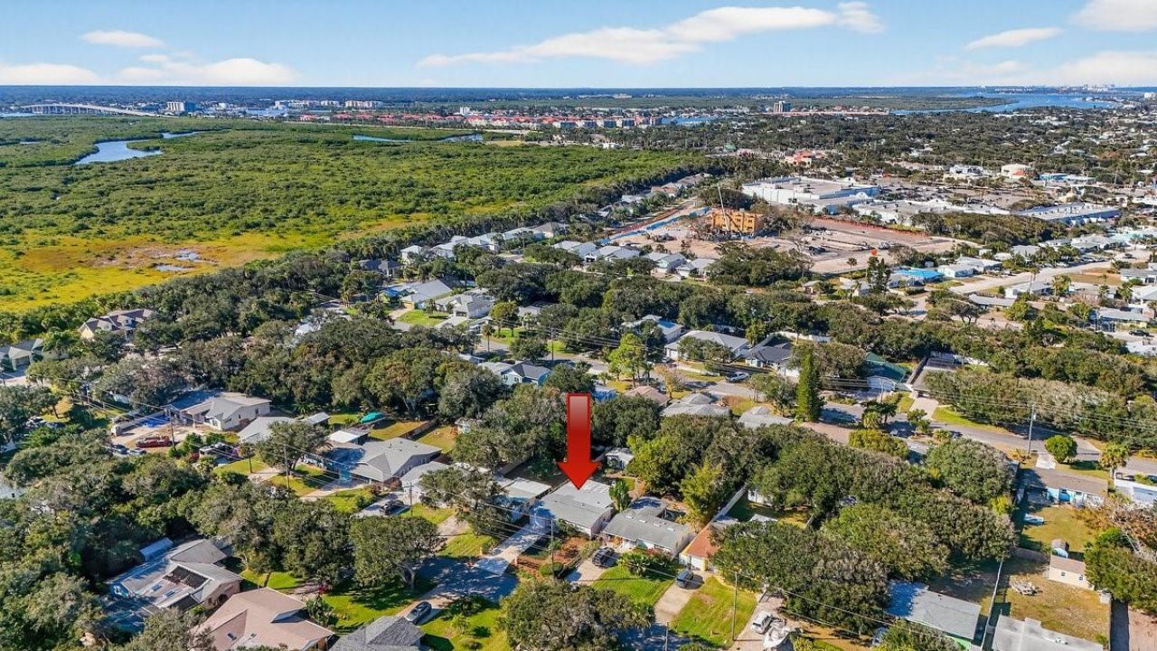 810 E 9th Avenue, New Smyrna Beach, FL 32169 Photo