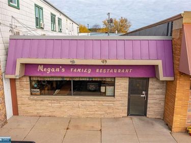 114 N Main Street , Aurora, MN 55705