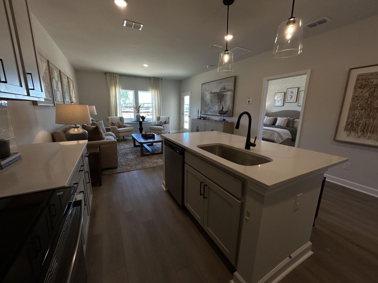 5034 Blackberry Lane Photo 10