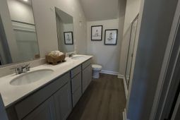 5034 Blackberry Lane photo 4