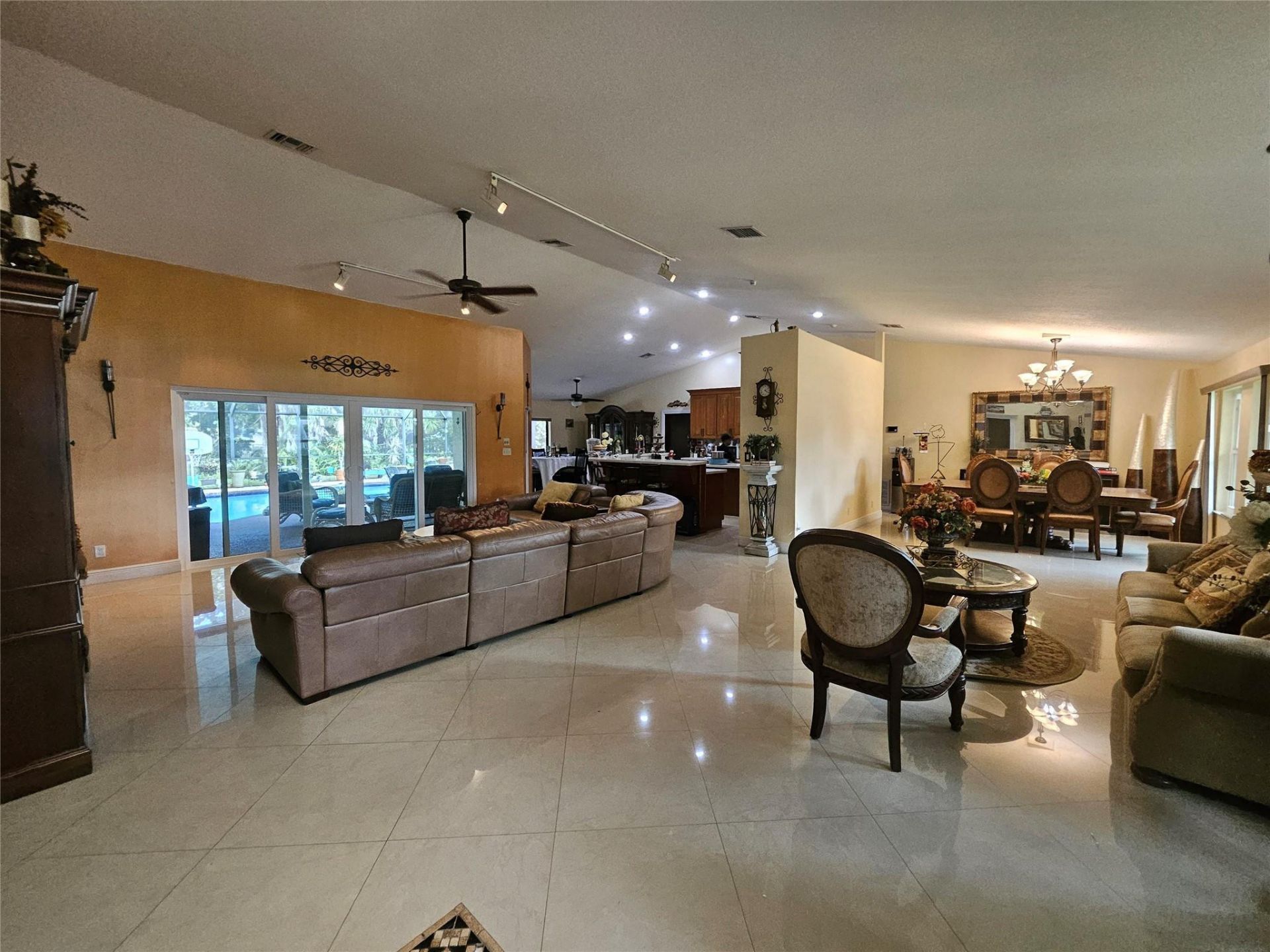 197 NW 113th Way, Coral Springs, FL 33071 Photo