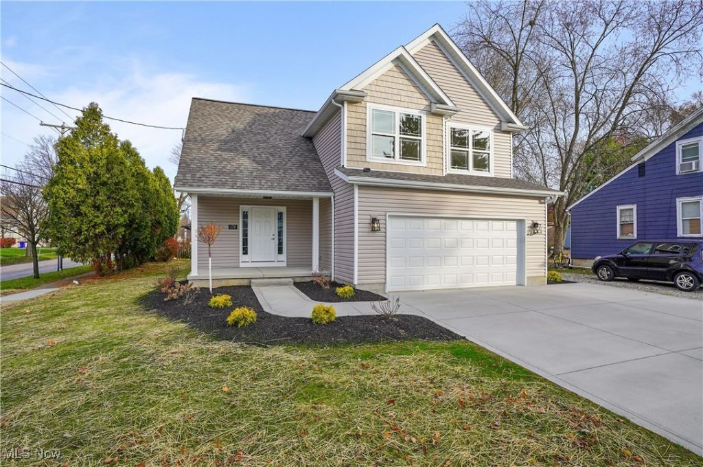 170 N Prospect Street, Ravenna, OH 44266 Main Photo