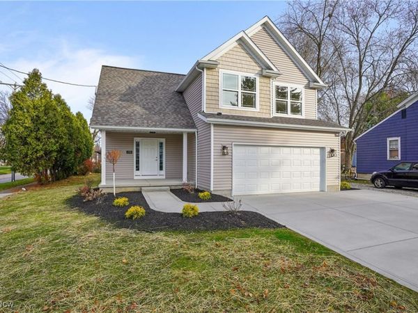 170 N Prospect Street, Ravenna, OH 44266