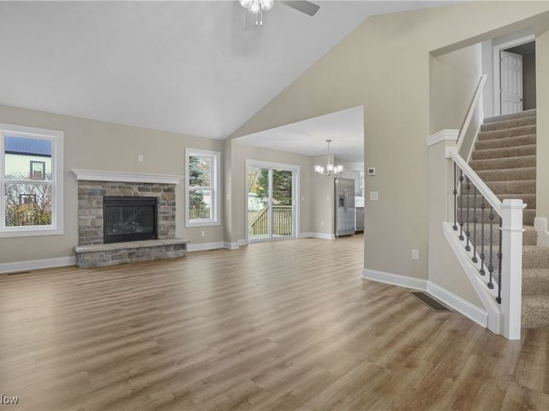 170 N Prospect Street, Ravenna, OH 44266 Photo 3