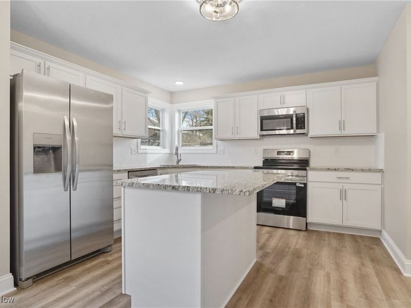 170 N Prospect Street, Ravenna, OH 44266 Photo 8