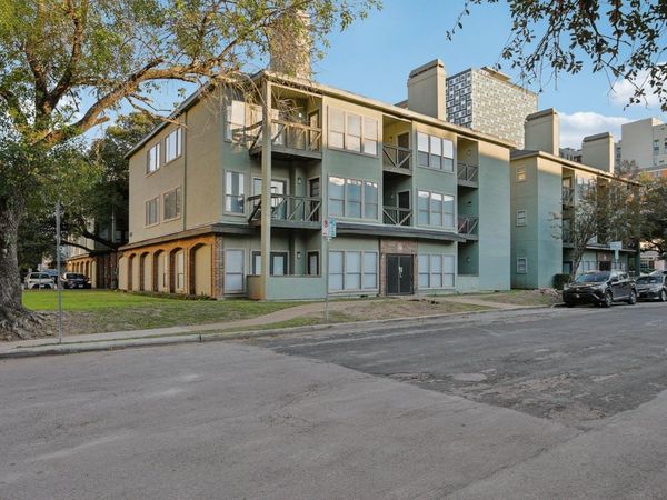807 W 25th ST, Unit 302, Austin, TX 78705