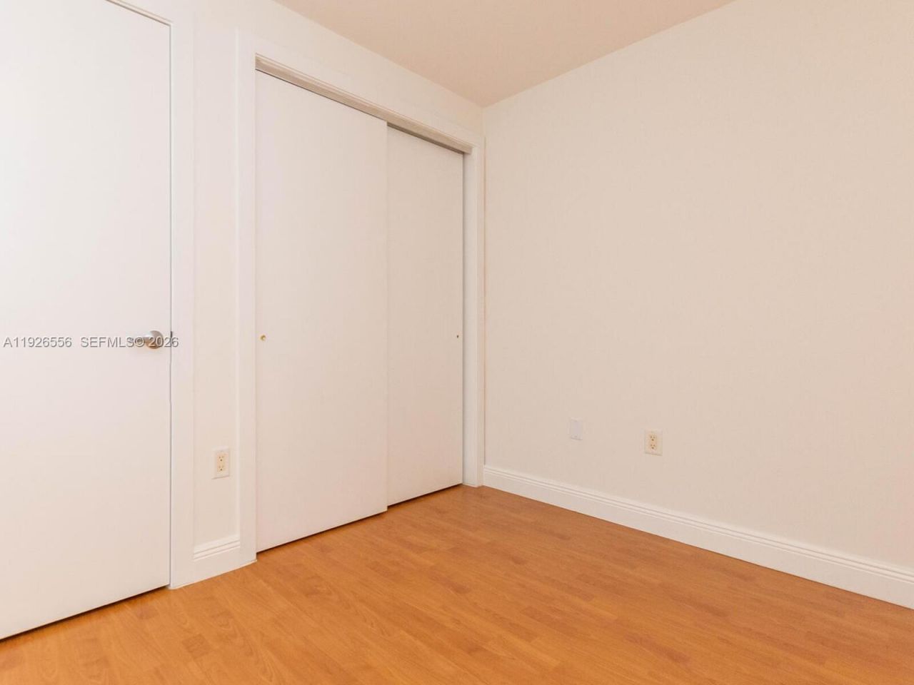 1050 Brickell Ave, Unit 606, Miami, FL 33131 Photo