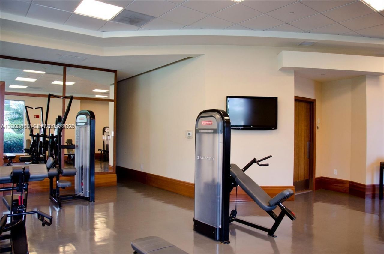 1050 Brickell Ave, Unit 606, Miami, FL 33131 Photo