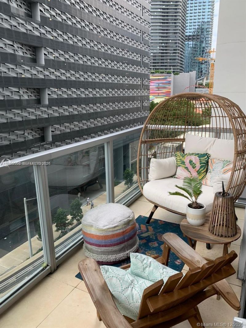 1050 Brickell Ave, Unit 606, Miami, FL 33131 Photo