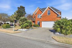 505 Quincy Hall Dr. photo 4