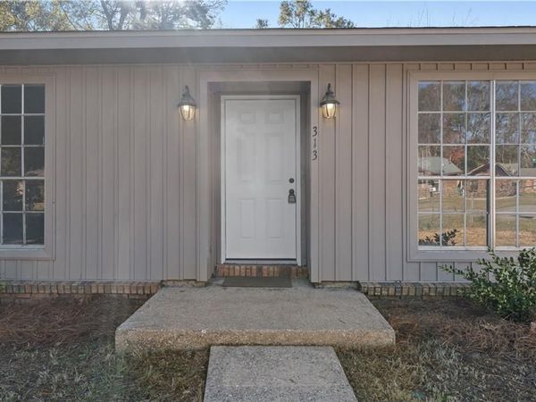 313 Viola Avenue, Saraland, AL 36571