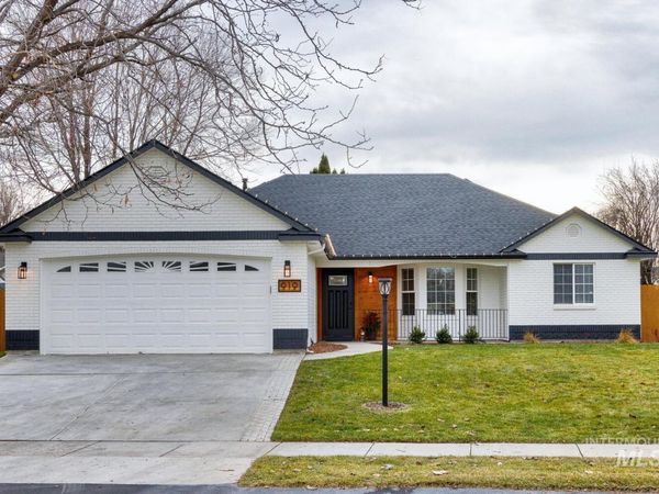 919 Muirfield, Nampa, ID 83686