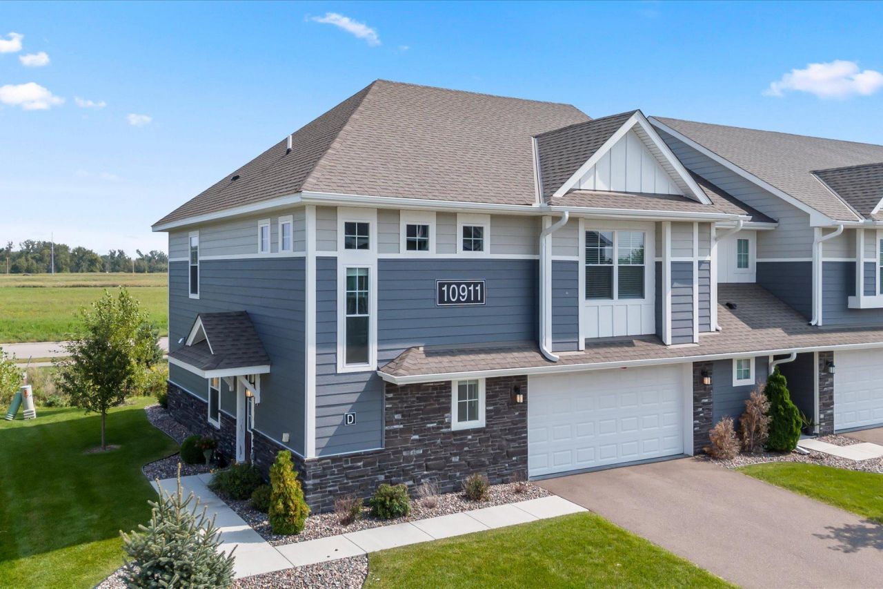 10911 Zest Street Ne, Unit D, Blaine, MN 55449 Main Photo