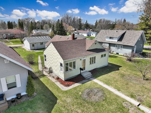 939 Duluth Avenue N, Thief River Falls, MN 56701