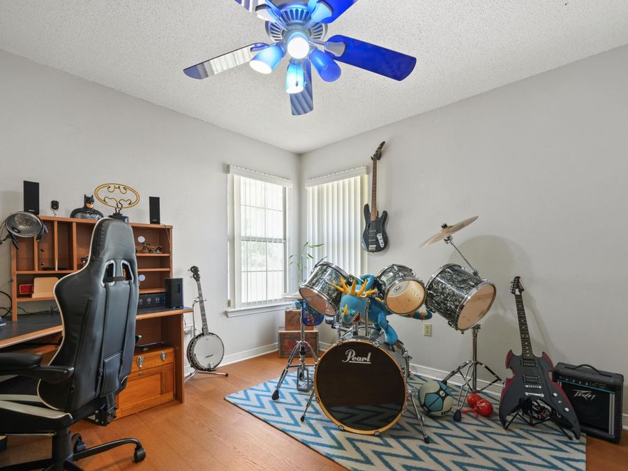 Property Image 25