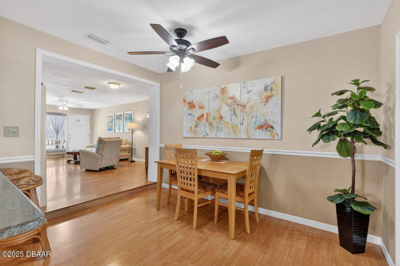 810 E 9th Avenue, New Smyrna Beach, FL 32169 Photo