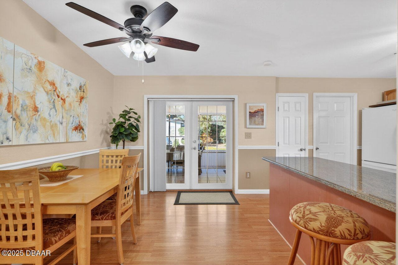 810 E 9th Avenue, New Smyrna Beach, FL 32169 Photo