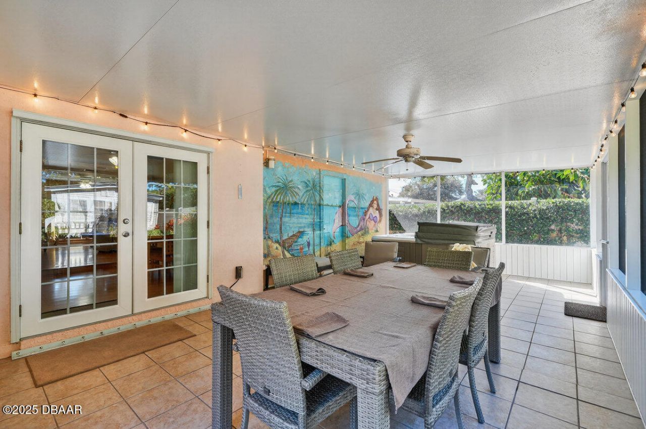 810 E 9th Avenue, New Smyrna Beach, FL 32169 Photo