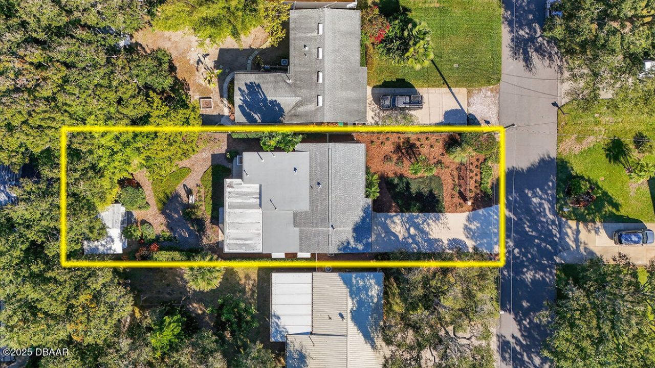 810 E 9th Avenue, New Smyrna Beach, FL 32169 Photo