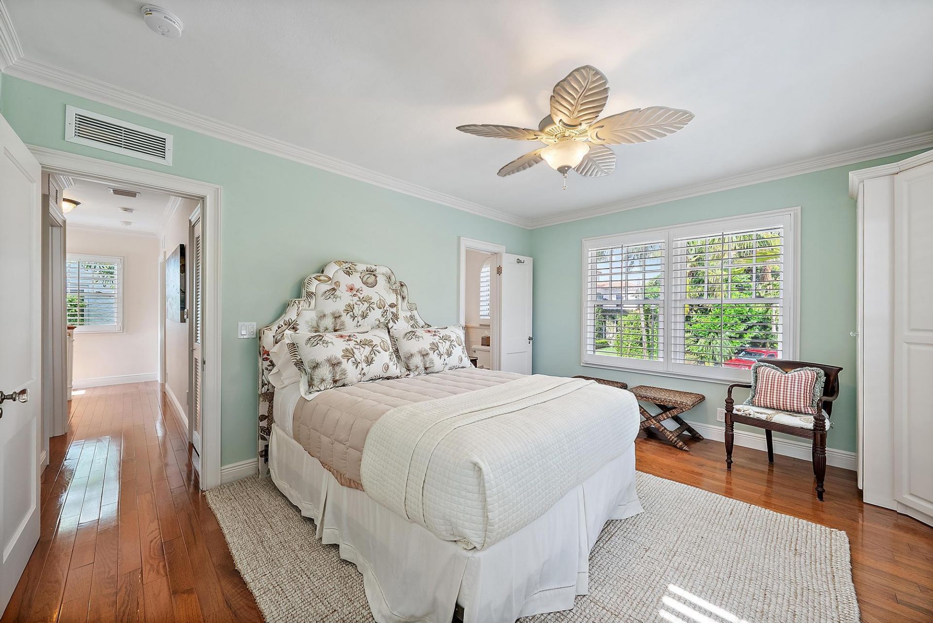 240 Seabreeze Avenue, Palm Beach, FL 33480 Photo