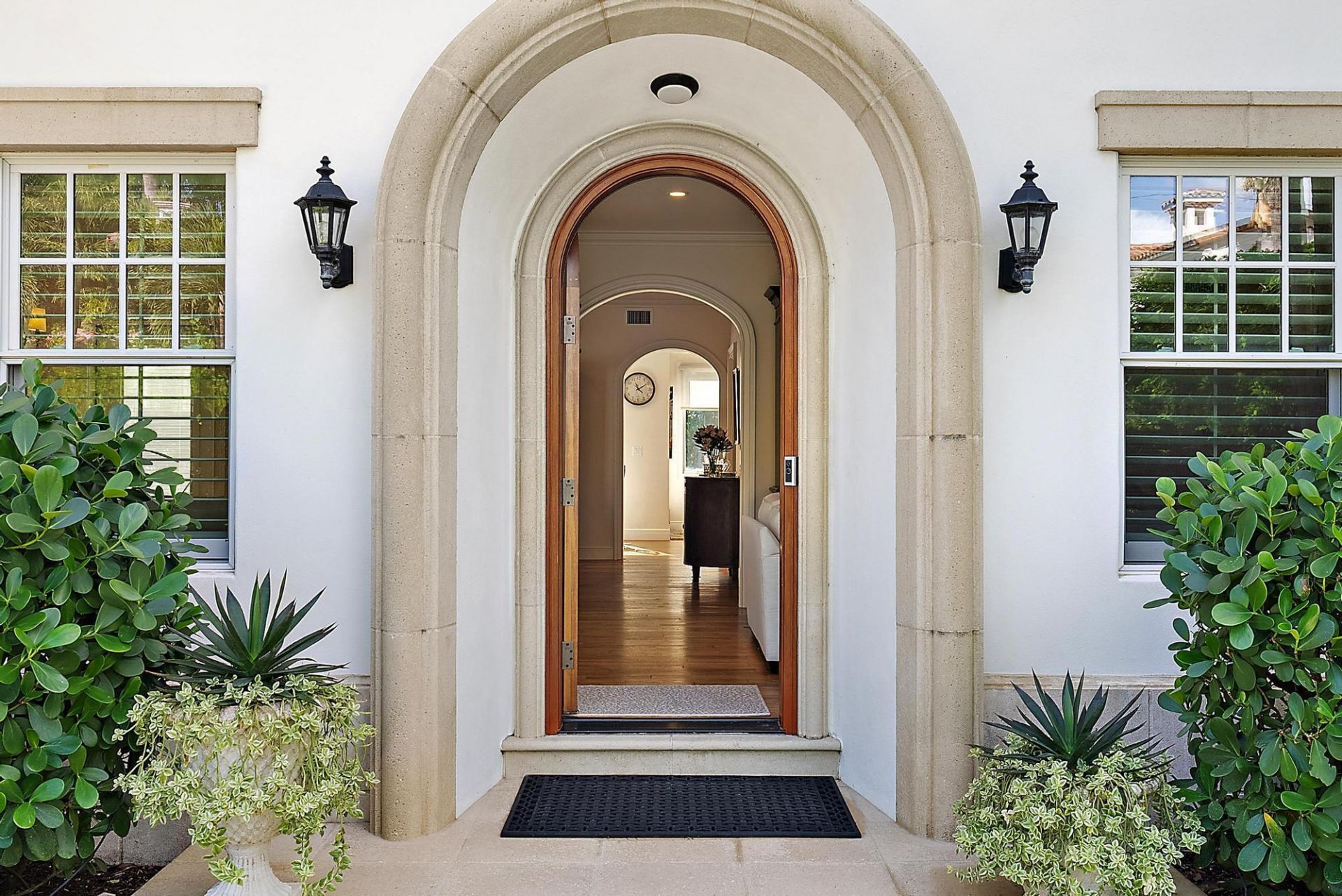 240 Seabreeze Avenue, Palm Beach, FL 33480 Photo