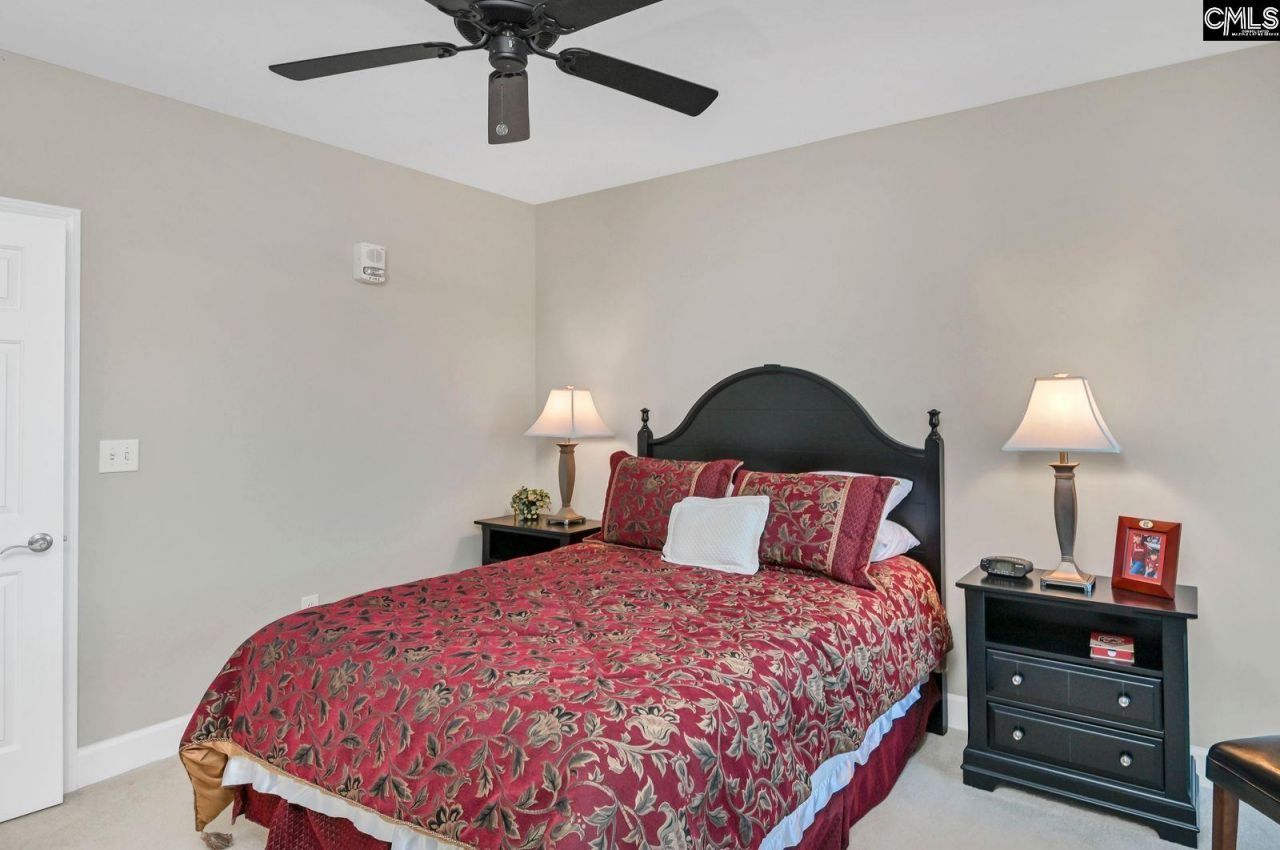 900 S Stadium Drive  Photo 14