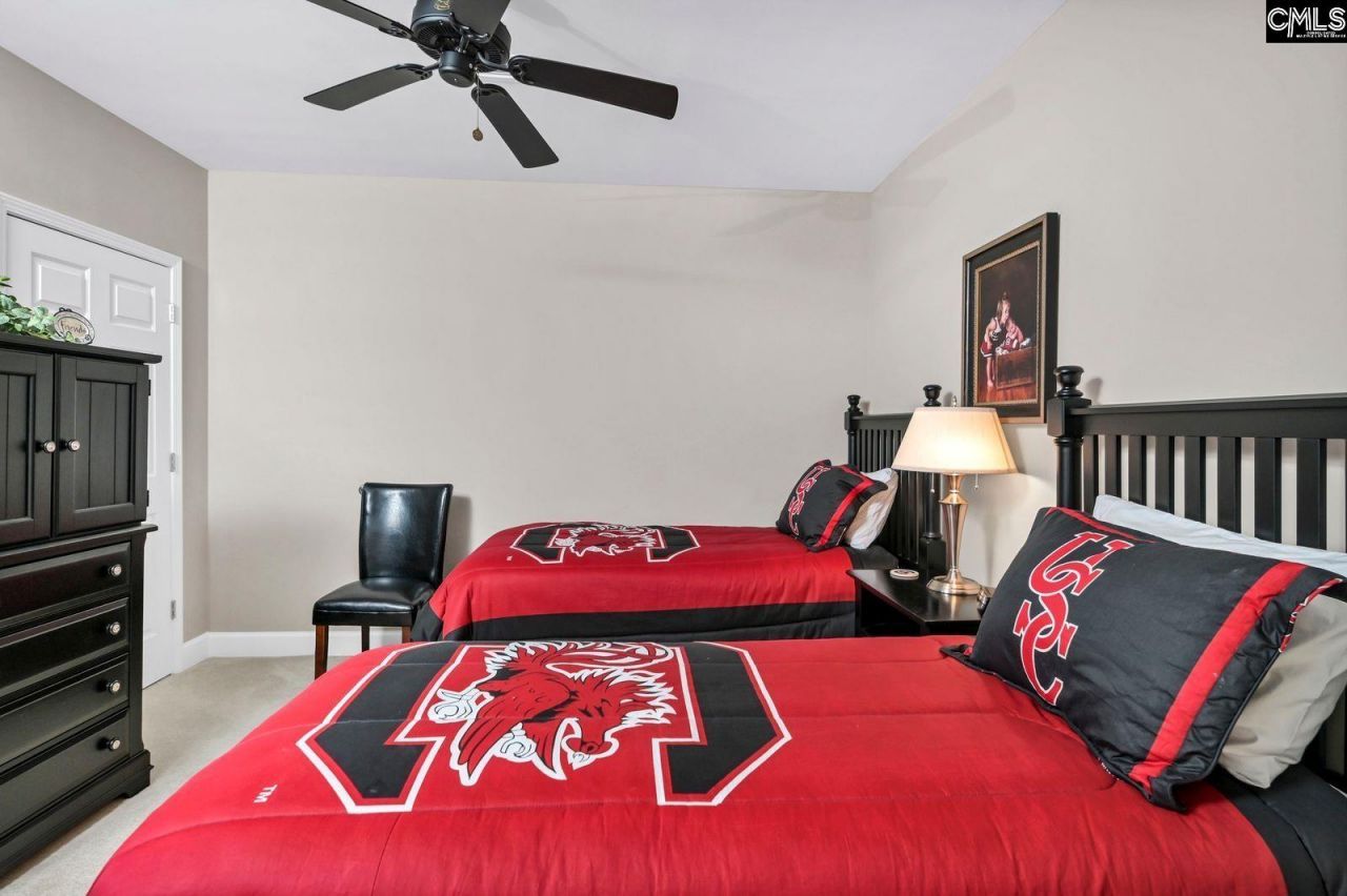 900 S Stadium Drive  Photo 18