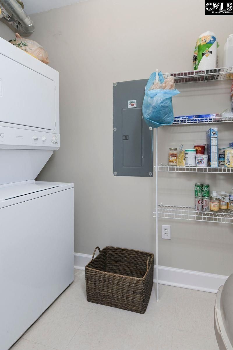 900 S Stadium Drive  Photo 22