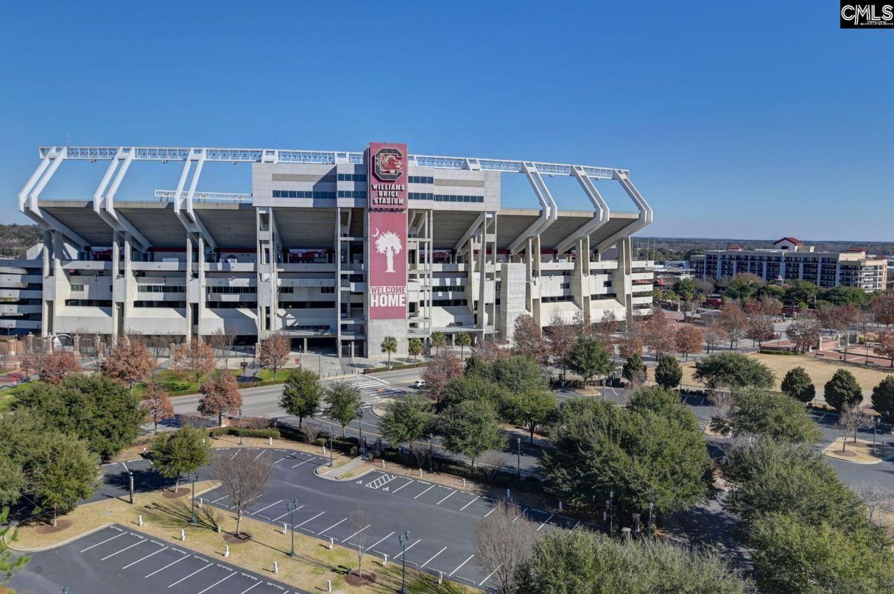 900 S Stadium Drive  Photo 26