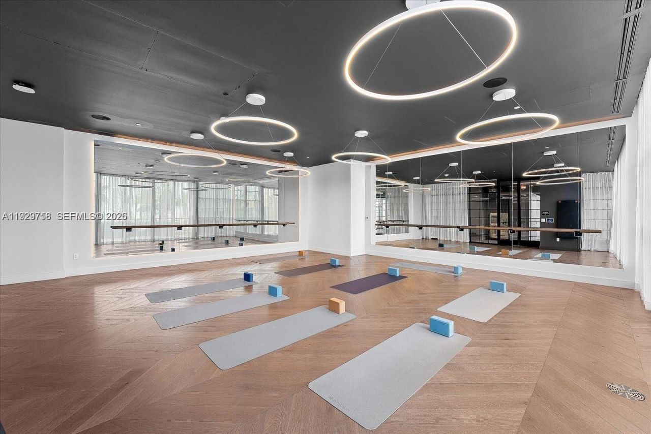 159 NE 6th St, Unit 3811, Miami, FL 33132 Photo