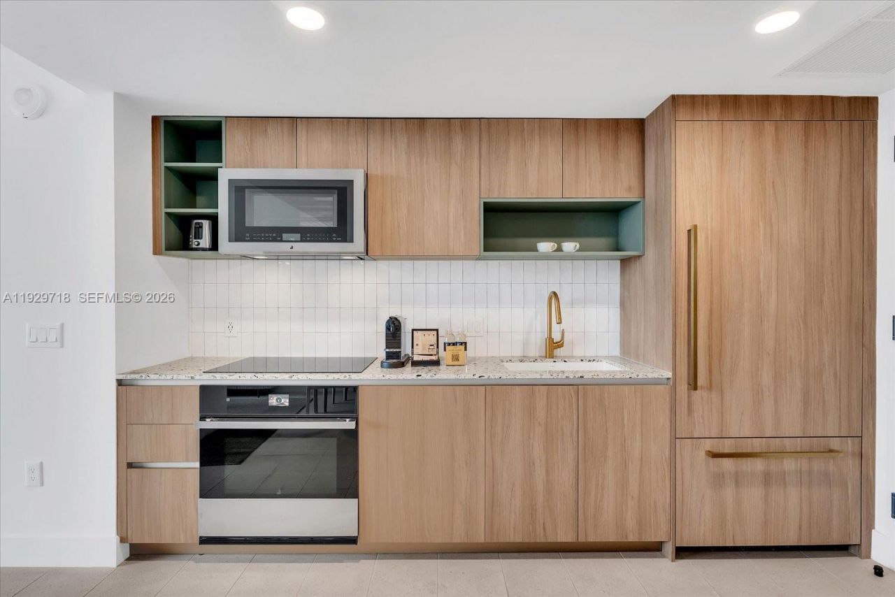 159 NE 6th St, Unit 3811, Miami, FL 33132 Photo