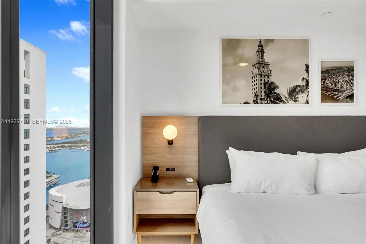 159 NE 6th St, Unit 3811, Miami, FL 33132 Photo