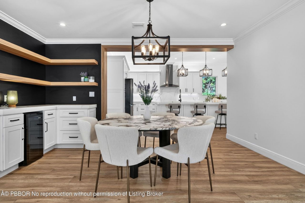 301 Pilgrim Road, West Palm Beach, FL 33405 Photo