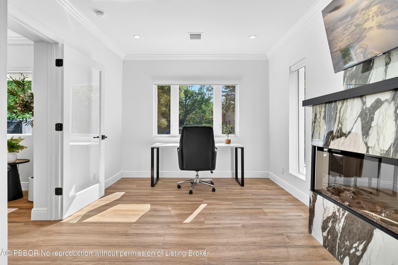 301 Pilgrim Road, West Palm Beach, FL 33405 Photo