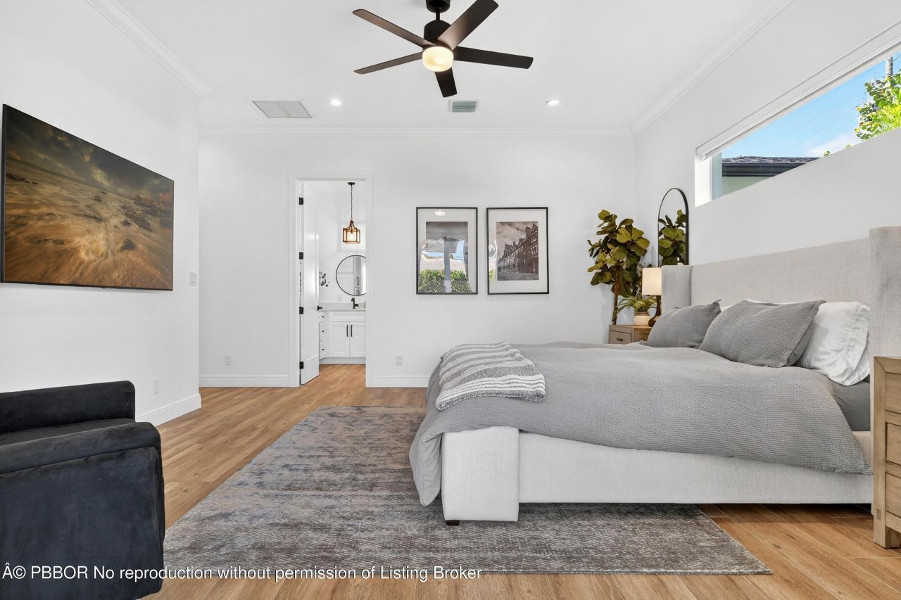 301 Pilgrim Road, West Palm Beach, FL 33405 Photo