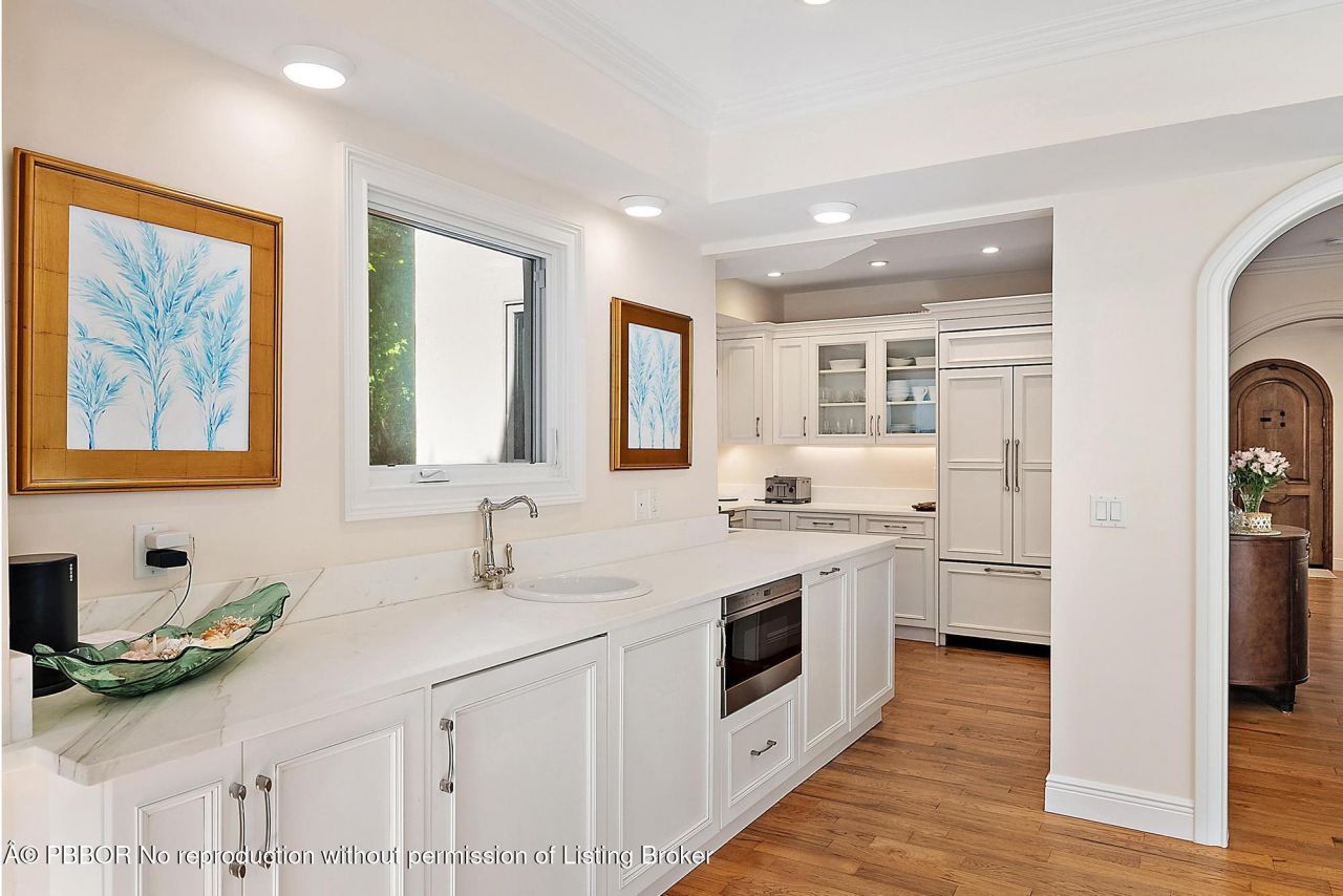 240 Seabreeze Avenue, Palm Beach, FL 33480 Photo