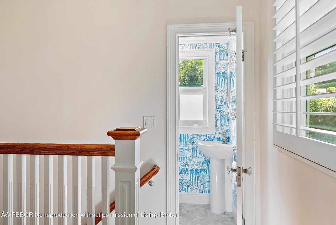 240 Seabreeze Avenue, Palm Beach, FL 33480 Photo