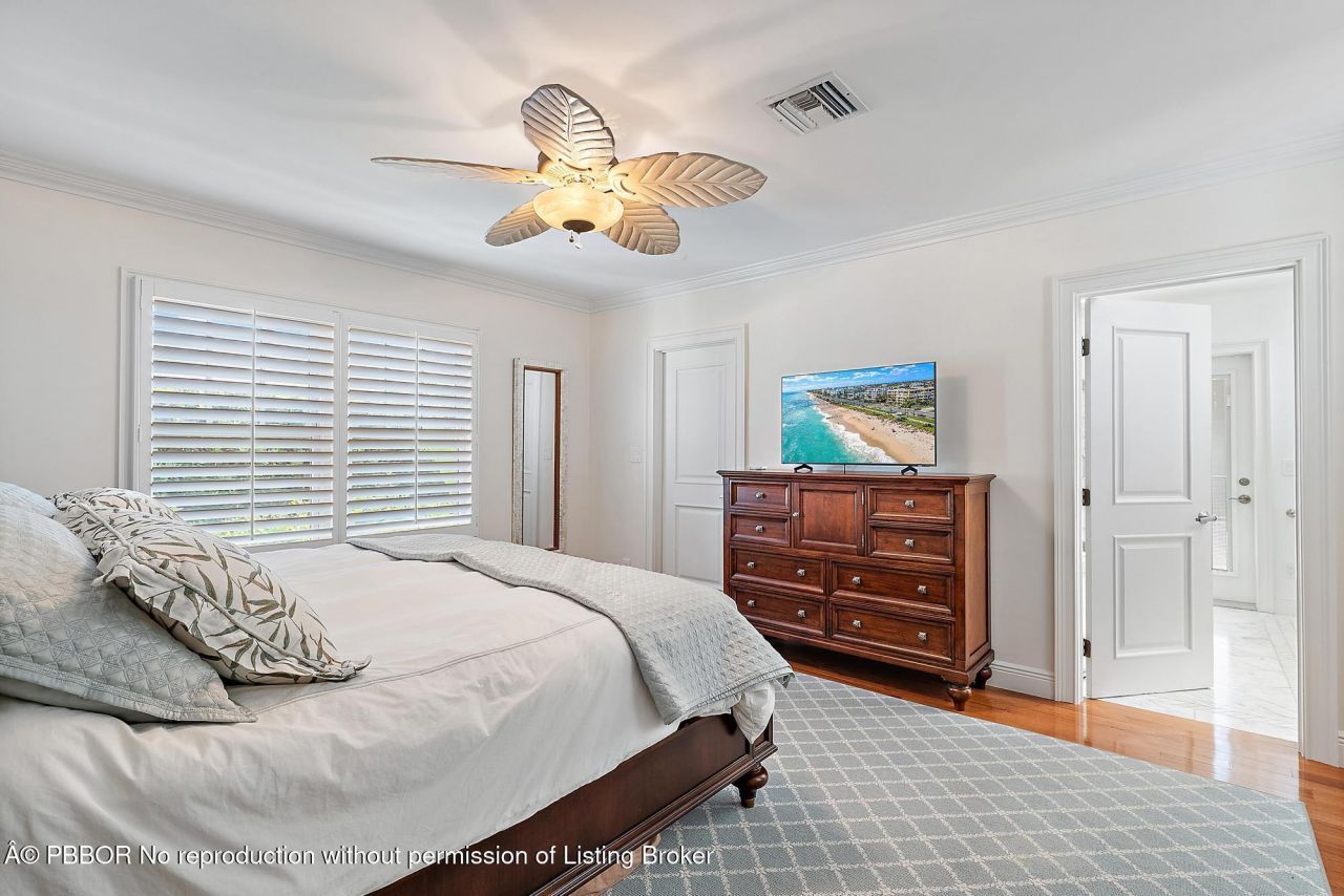 240 Seabreeze Avenue, Palm Beach, FL 33480 Photo