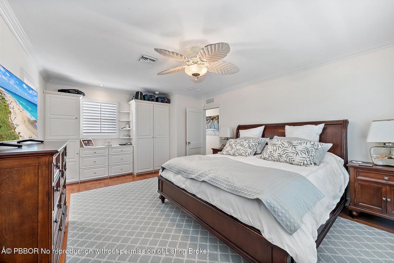 240 Seabreeze Avenue, Palm Beach, FL 33480 Photo