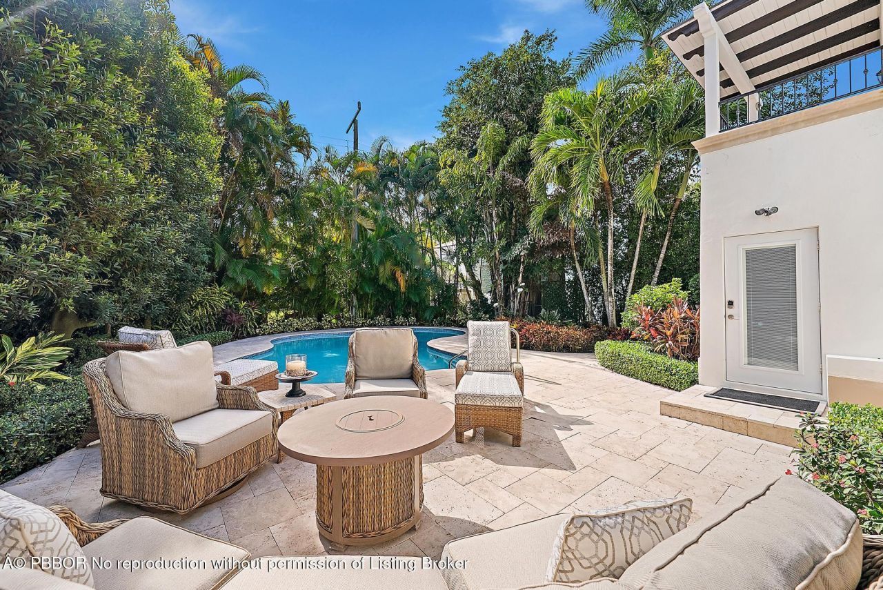 240 Seabreeze Avenue, Palm Beach, FL 33480 Photo