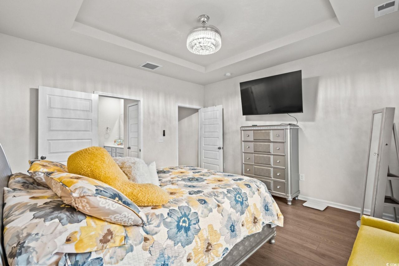 2066 Santa Maria St. Photo 16