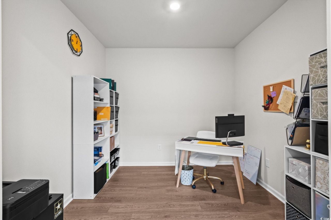 2066 Santa Maria St. Photo 20