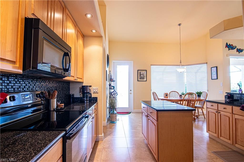 1237 NW 36th Ave , Cape Coral, FL 33993 Photo