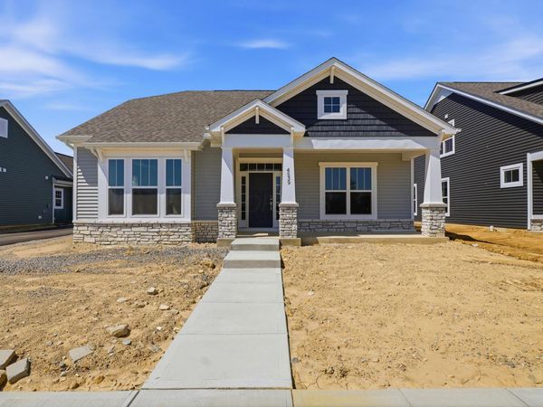 4539 Corsican Loop E, Hilliard, OH 43026