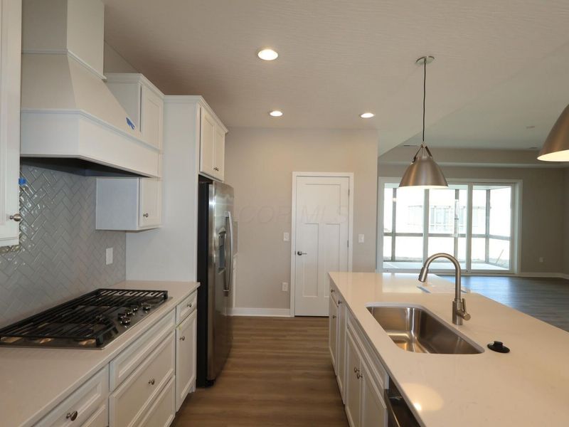 4539 Corsican Loop E, Hilliard, OH 43026 Photo 4